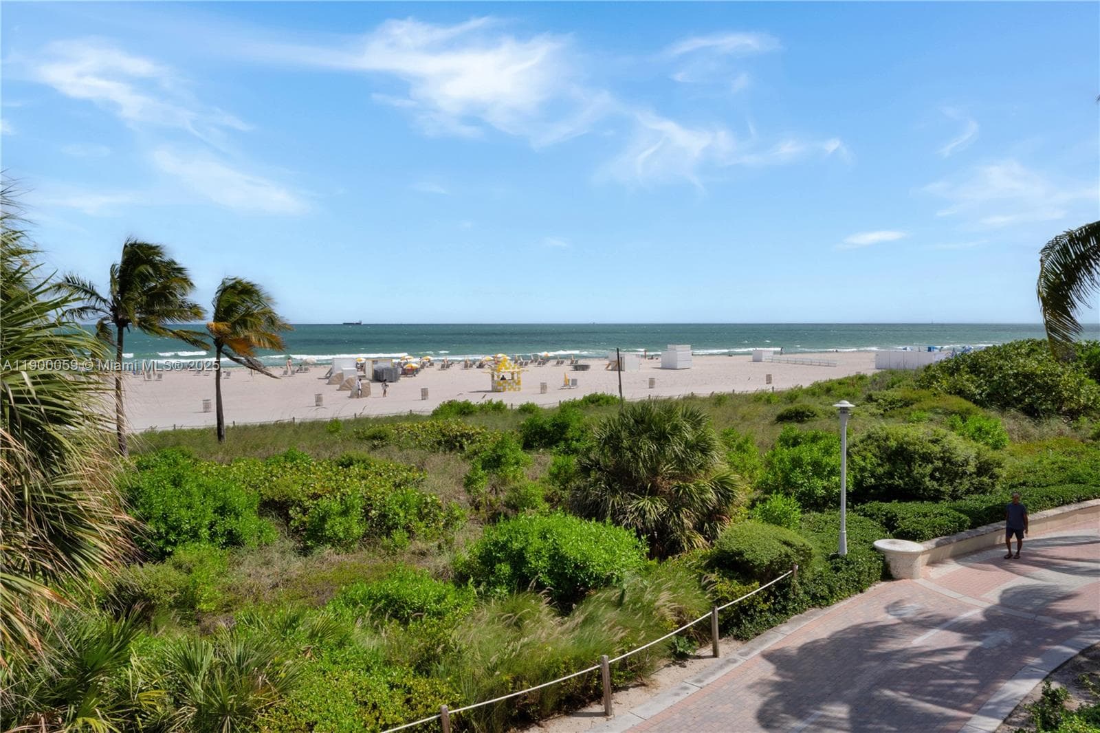 A11900059 — Miami Beach — 29