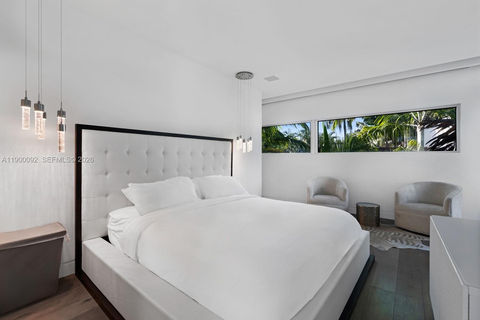 A11900092 — Miami Beach — 42