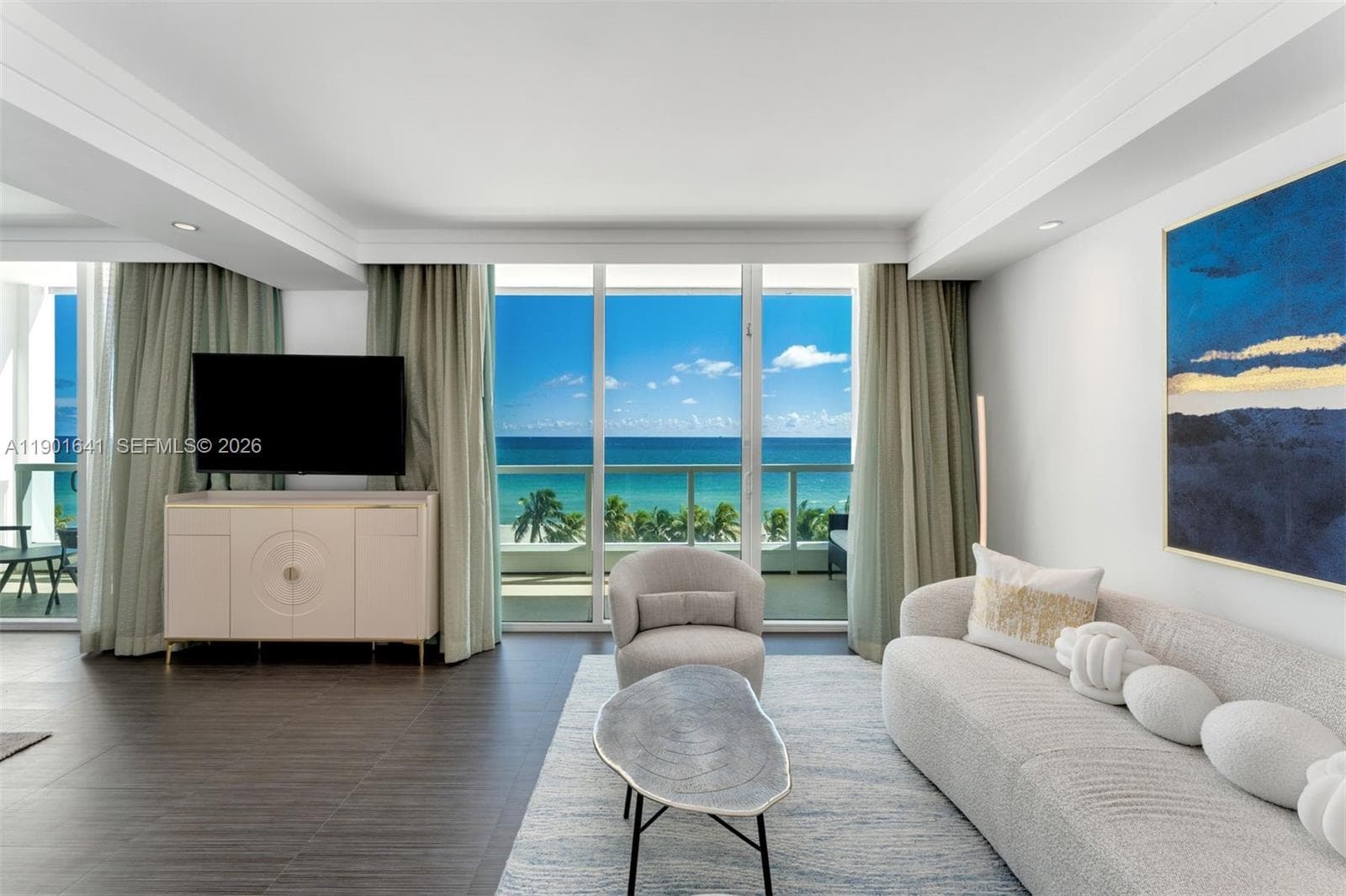 A11901641 — Miami Beach — 20