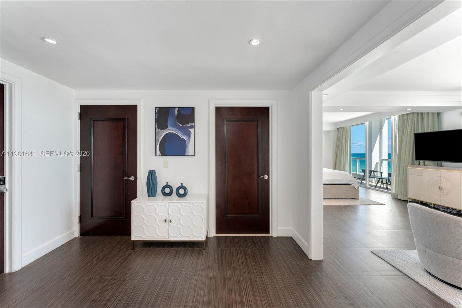 A11901641 — Miami Beach — 29
