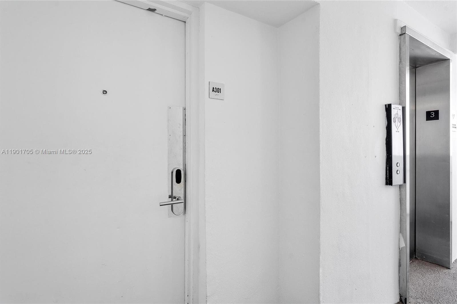 A11901705 — Miami Beach — 7