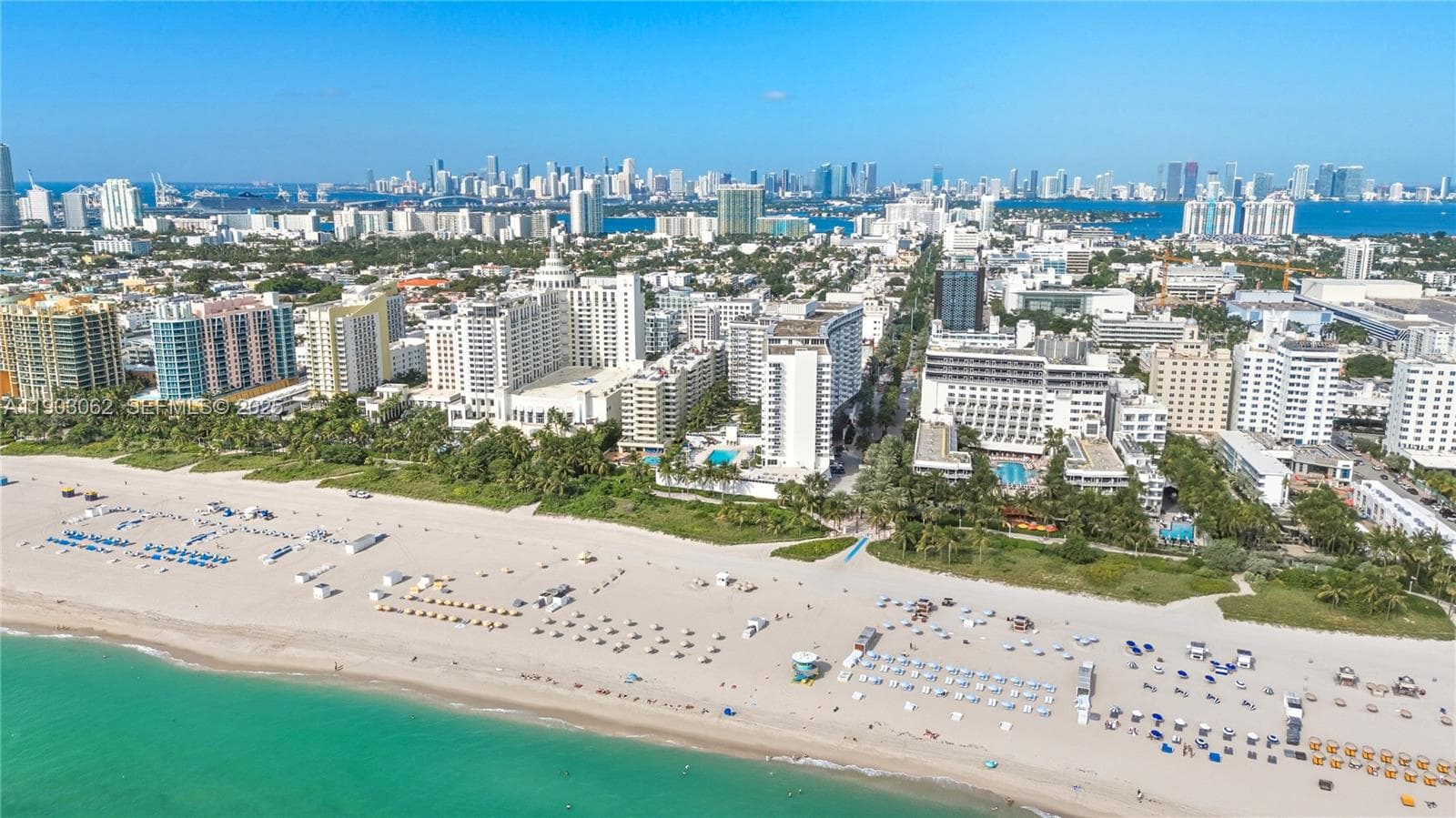 A11903062 — Miami Beach — 60