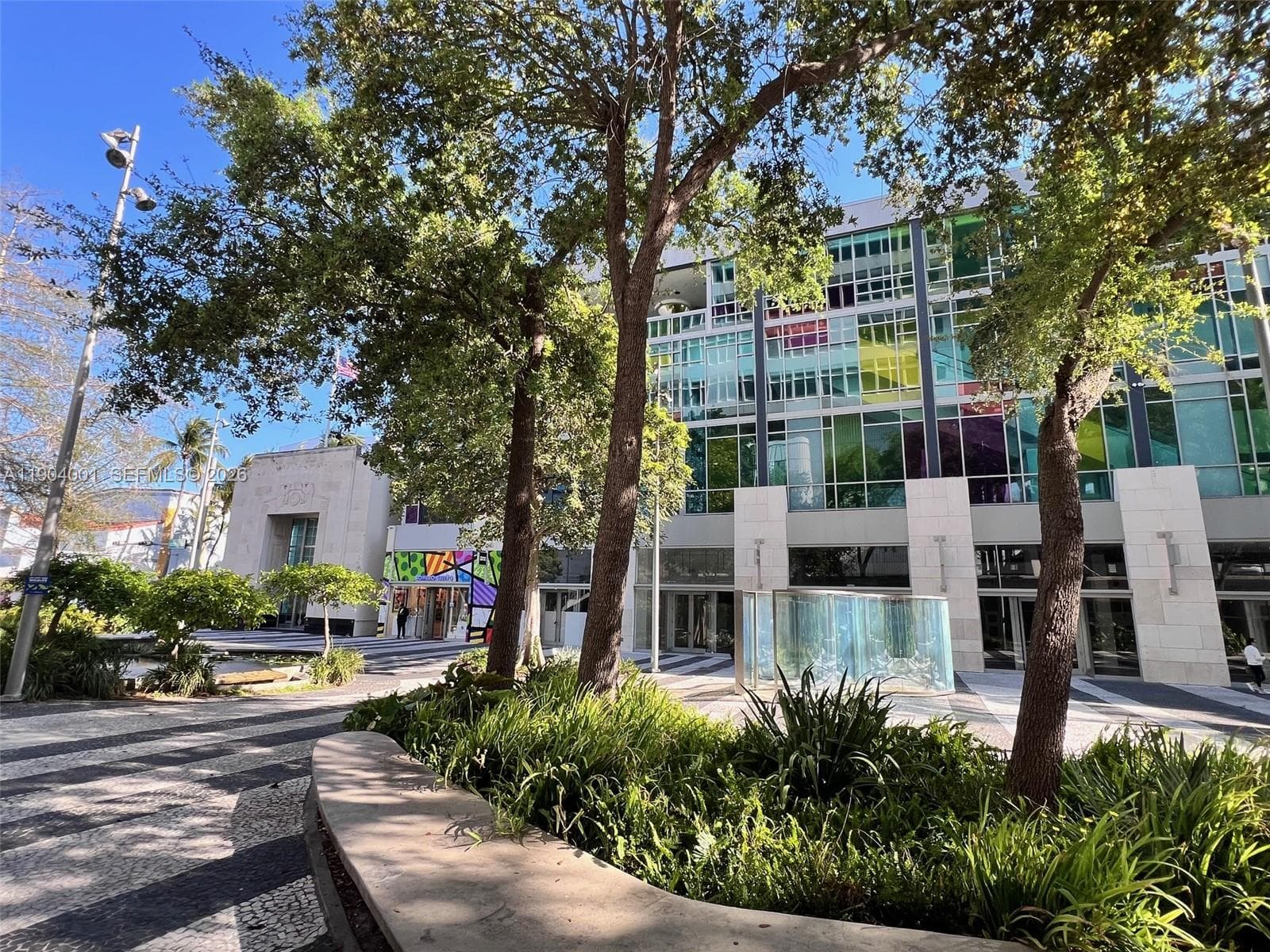 A11904001 — Miami Beach — 27