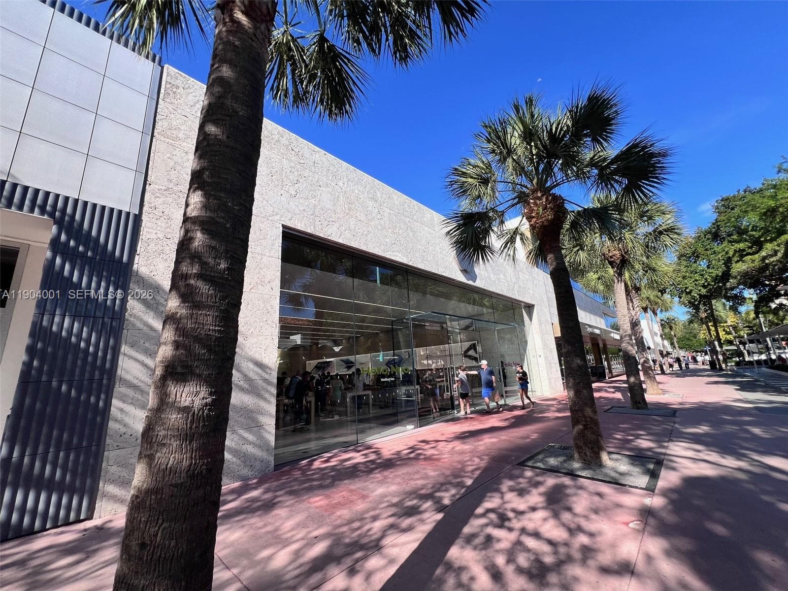 A11904001 — Miami Beach — 7