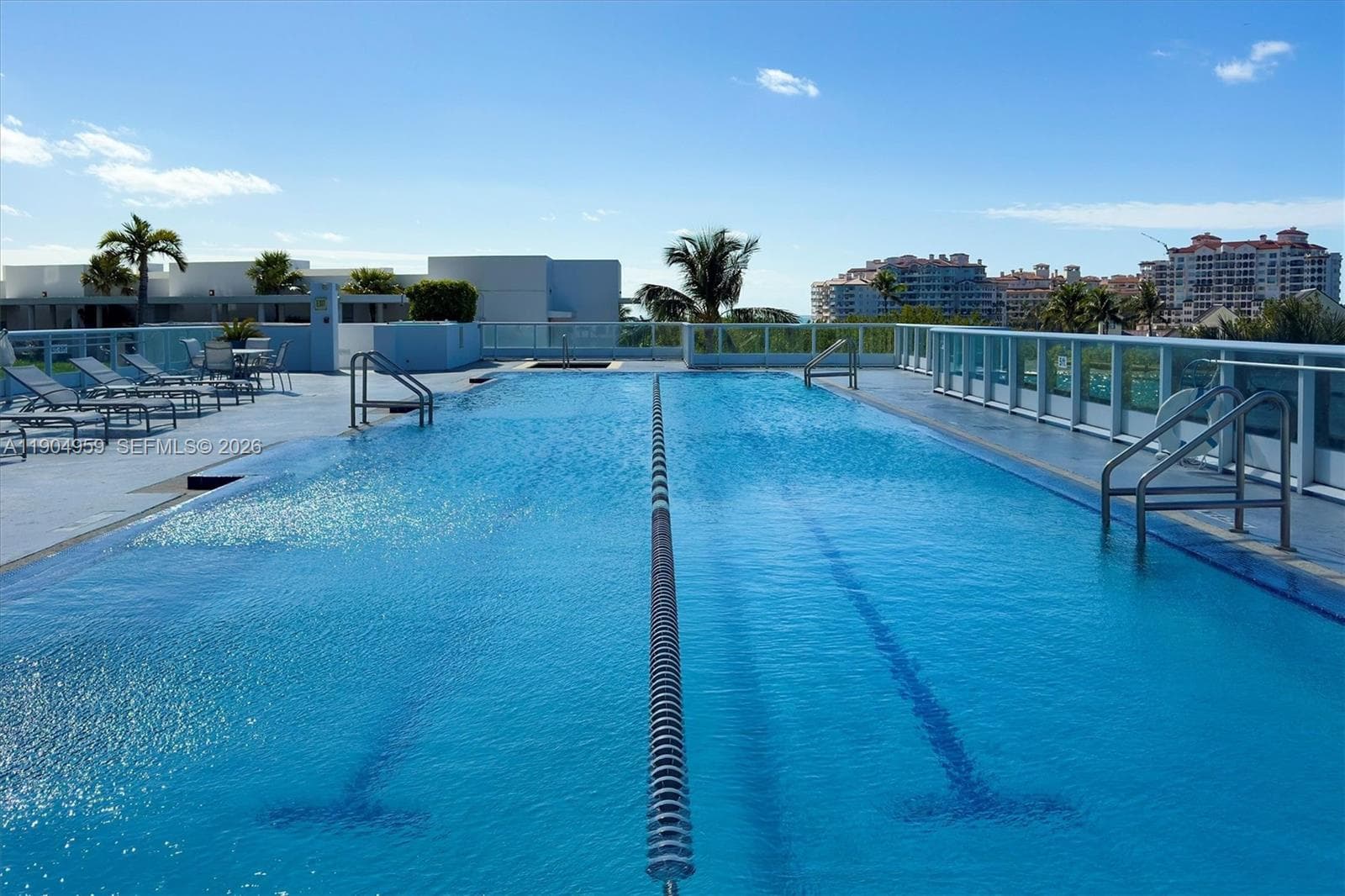 A11904959 — Miami Beach — 47