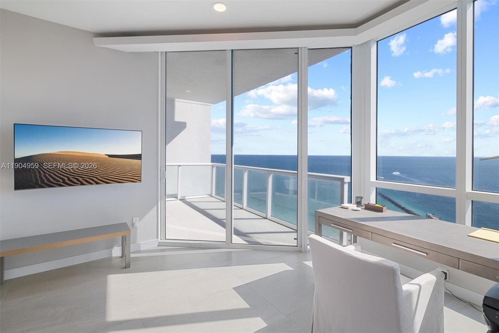 A11904959 — Miami Beach — 36