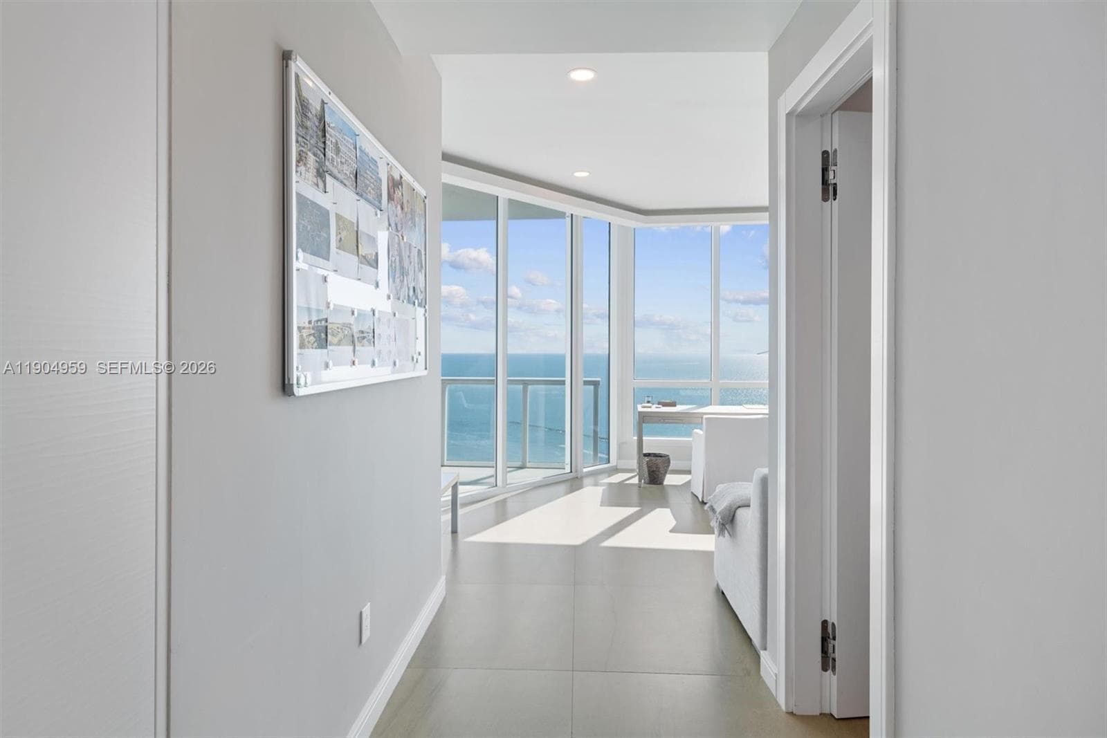 A11904959 — Miami Beach — 34
