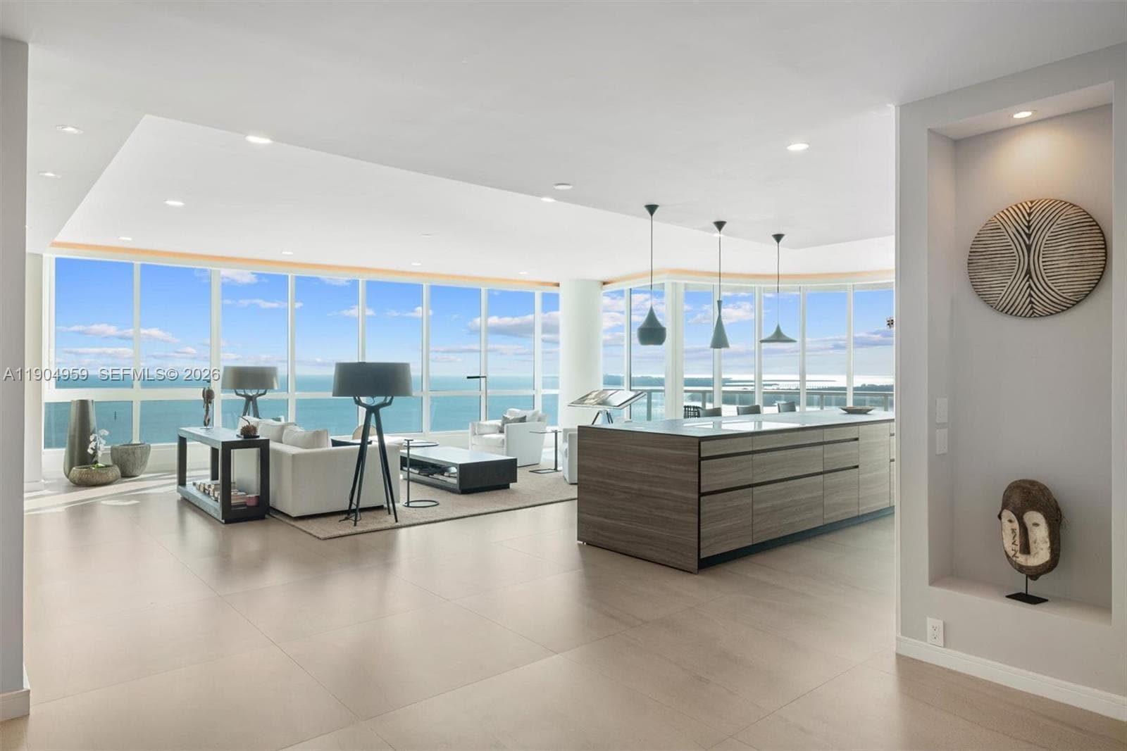 A11904959 — Miami Beach — 10