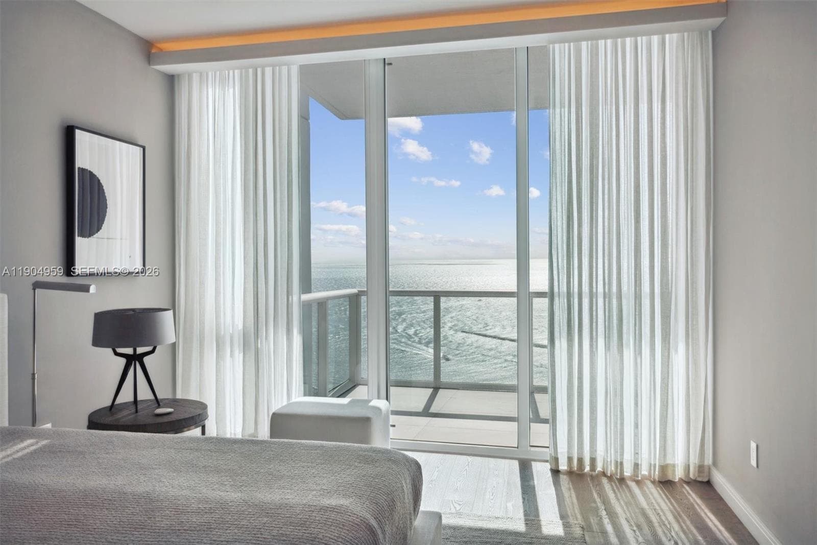 A11904959 — Miami Beach — 21