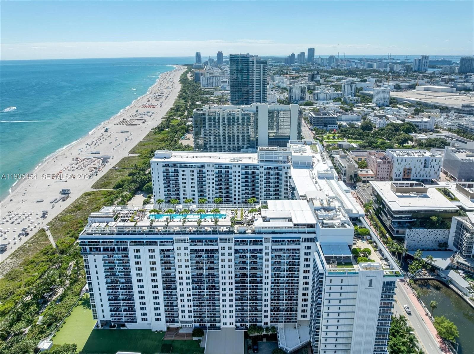A11905454 — Miami Beach — 23