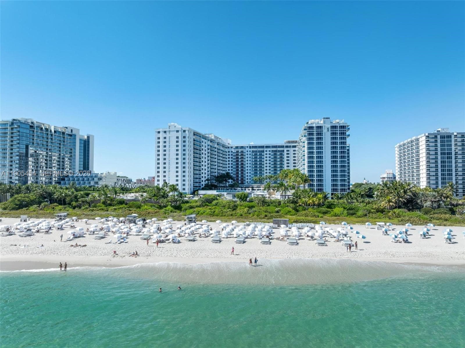A11905454 — Miami Beach — 27