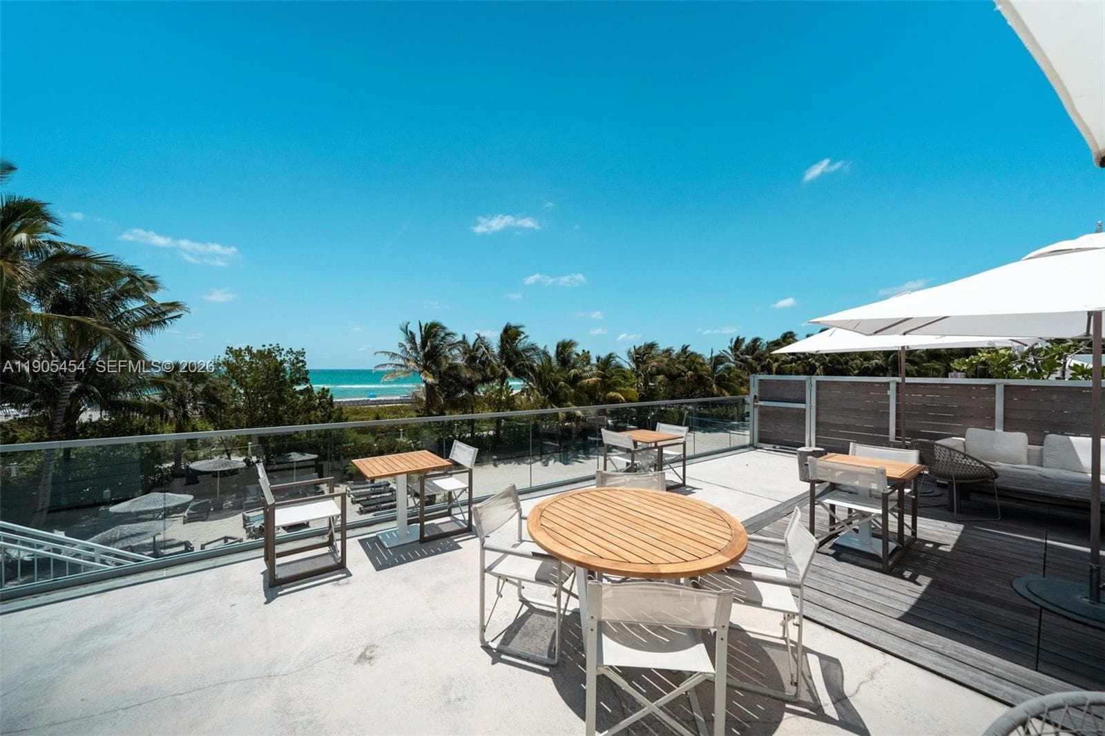 A11905454 — Miami Beach — 31
