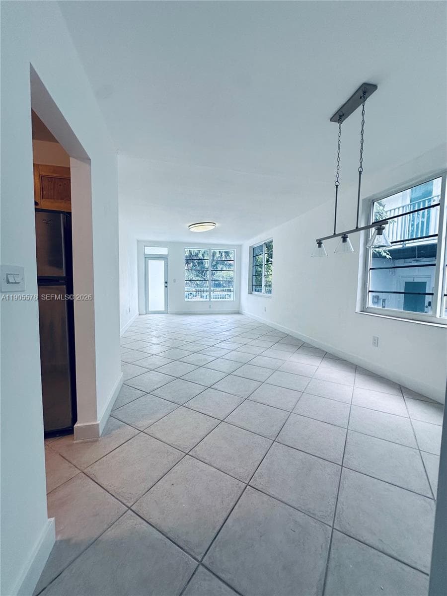 A11905578 — Miami Beach — 4