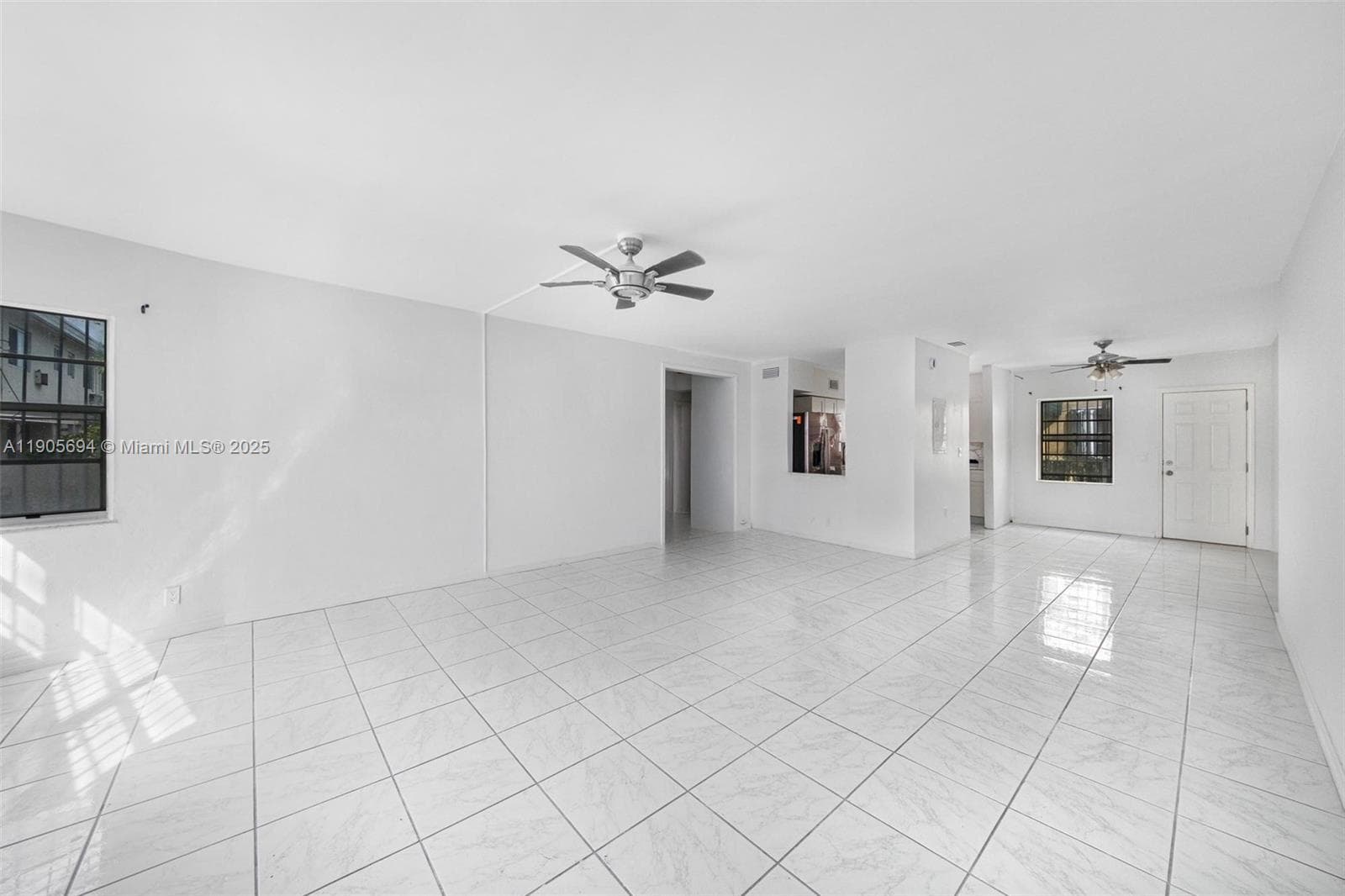 A11905694 — Miami Beach — 6