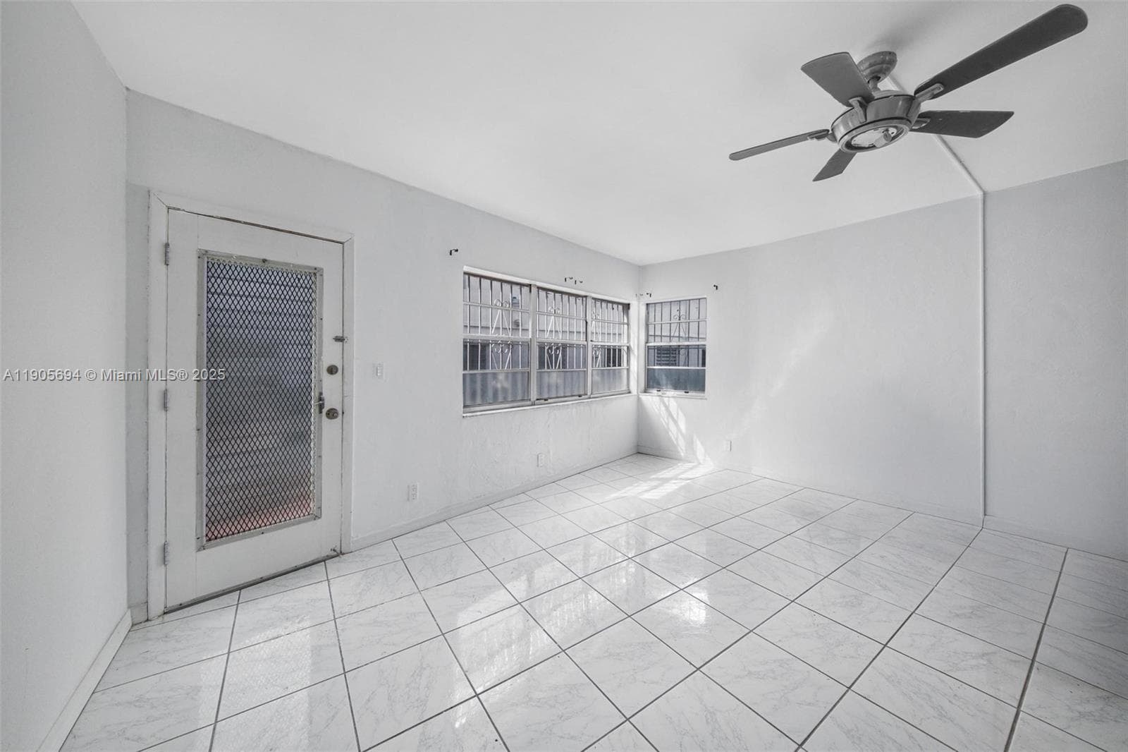 A11905694 — Miami Beach — 5