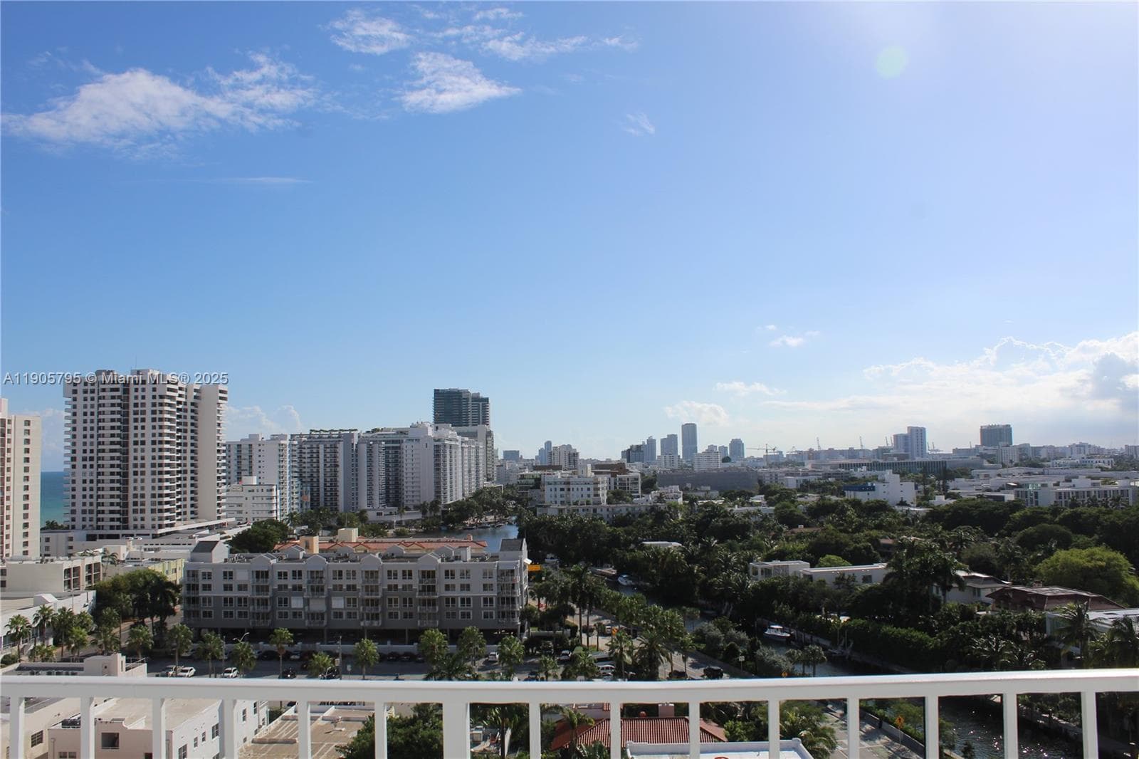 A11905795 — Miami Beach — 18