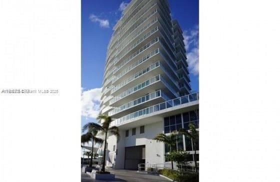 A11905808 — Miami Beach — 6