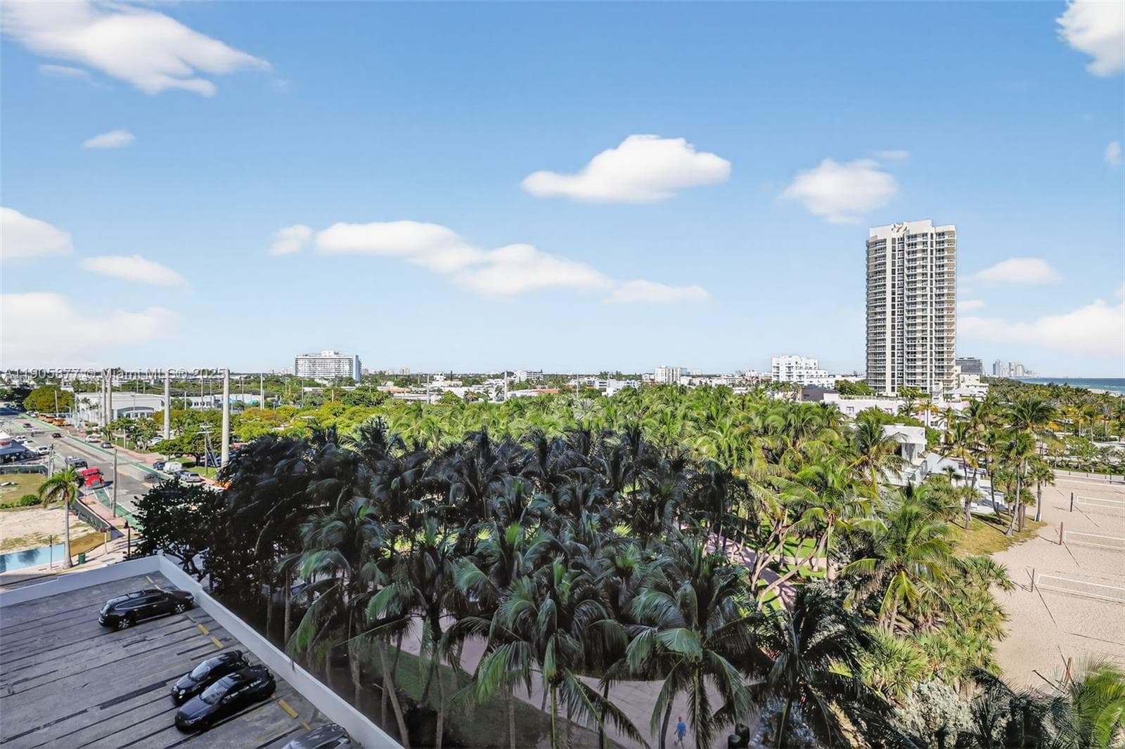 A11905877 — Miami Beach — 44