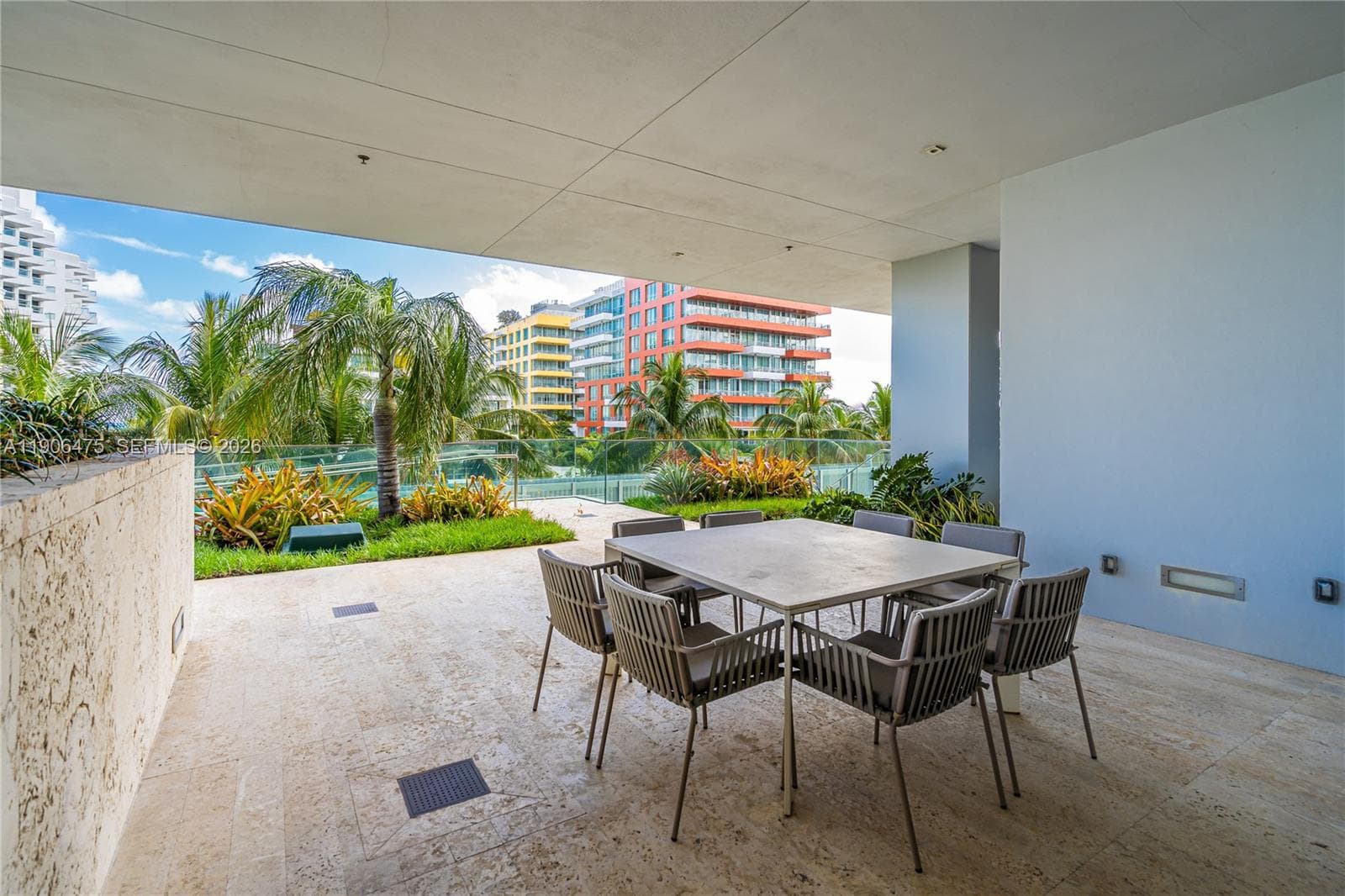 A11906475 — Miami Beach — 52