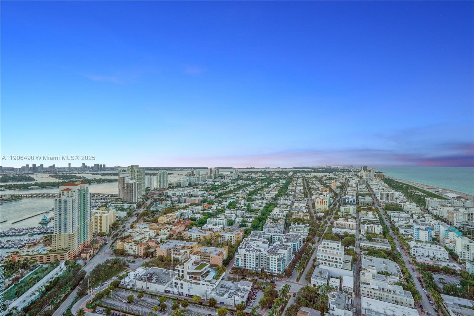 A11906490 — Miami Beach — 74