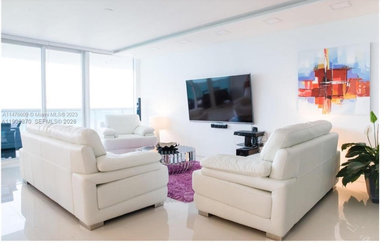 A11906870 — Miami Beach — 5
