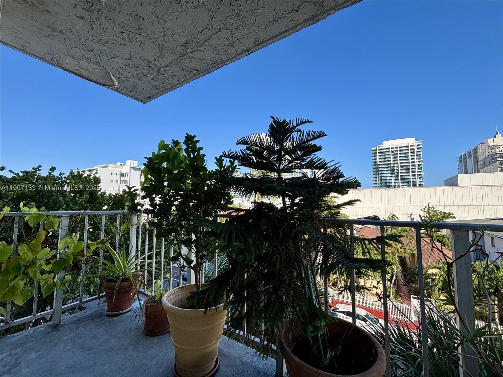 A11907133 — Miami Beach — 2