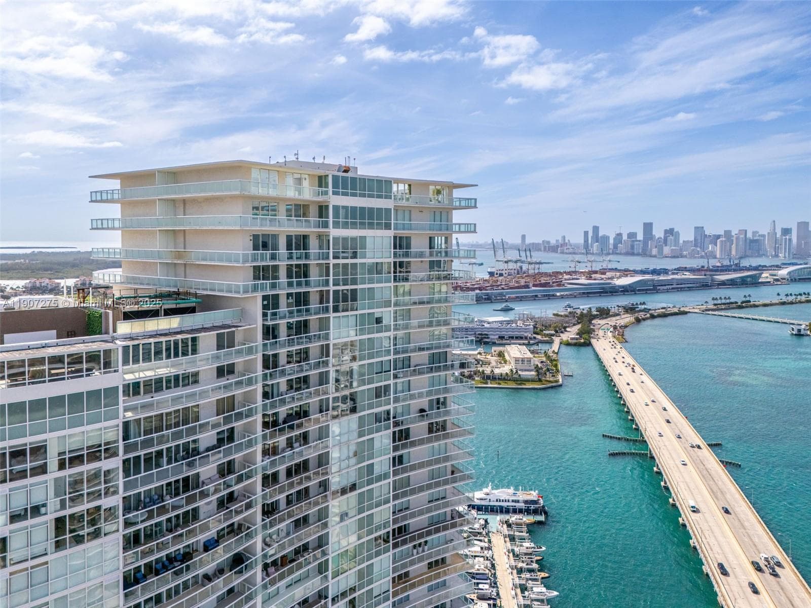 A11907275 — Miami Beach — 26