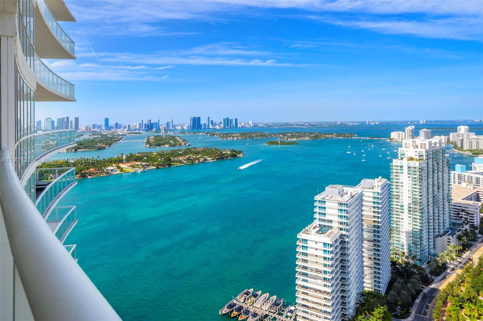A11907275 — Miami Beach