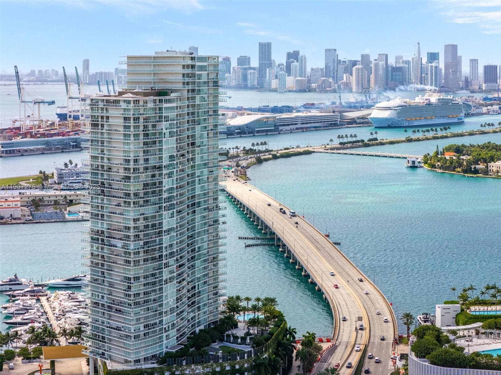 A11907275 — Miami Beach — 54