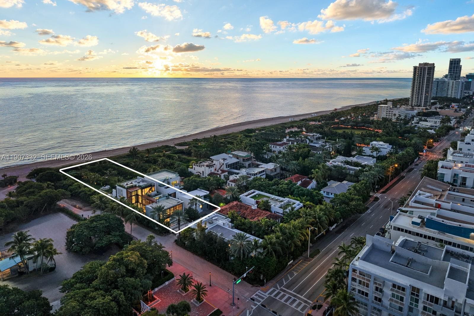 A11907332 — Miami Beach — 18