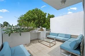 A11907495 — Miami Beach — 10