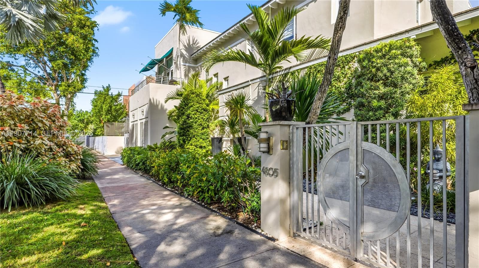 A11907714 — Miami Beach — 3