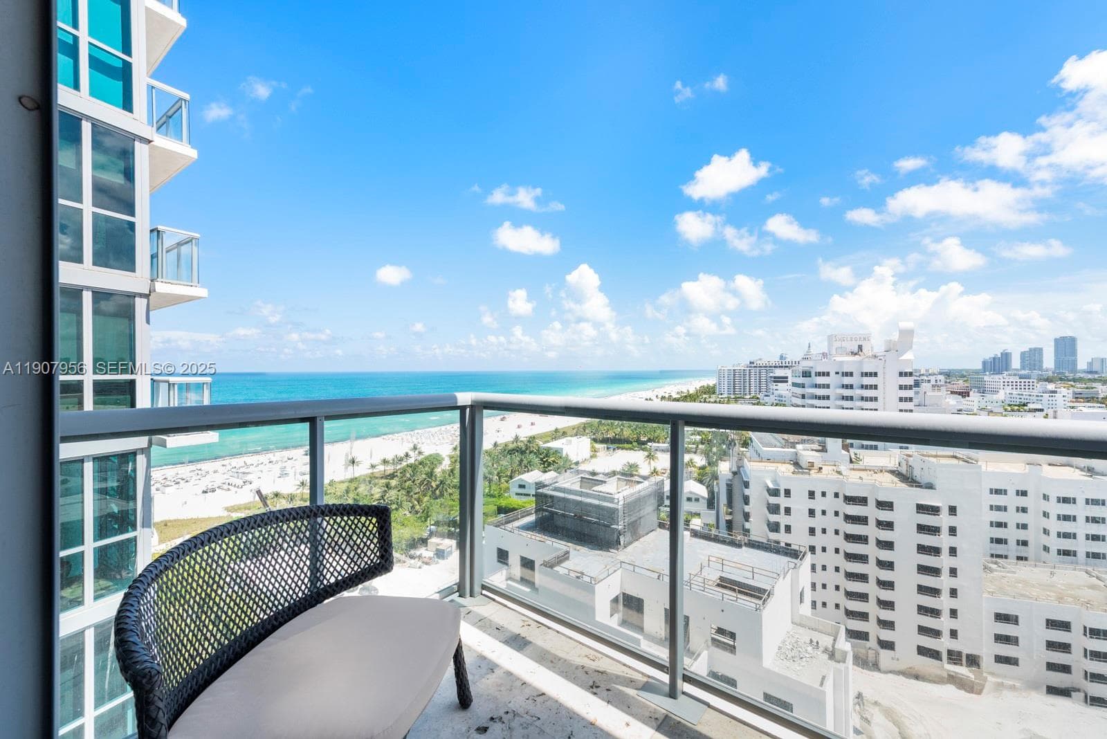 A11907956 — Miami Beach