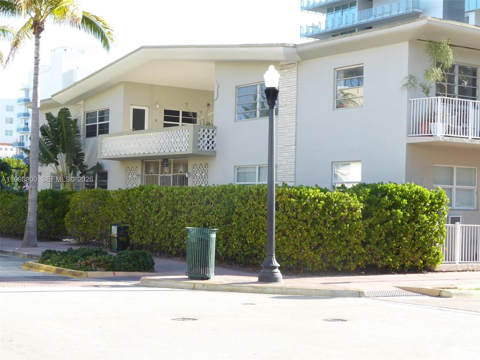 A11908900 — Miami Beach — 22