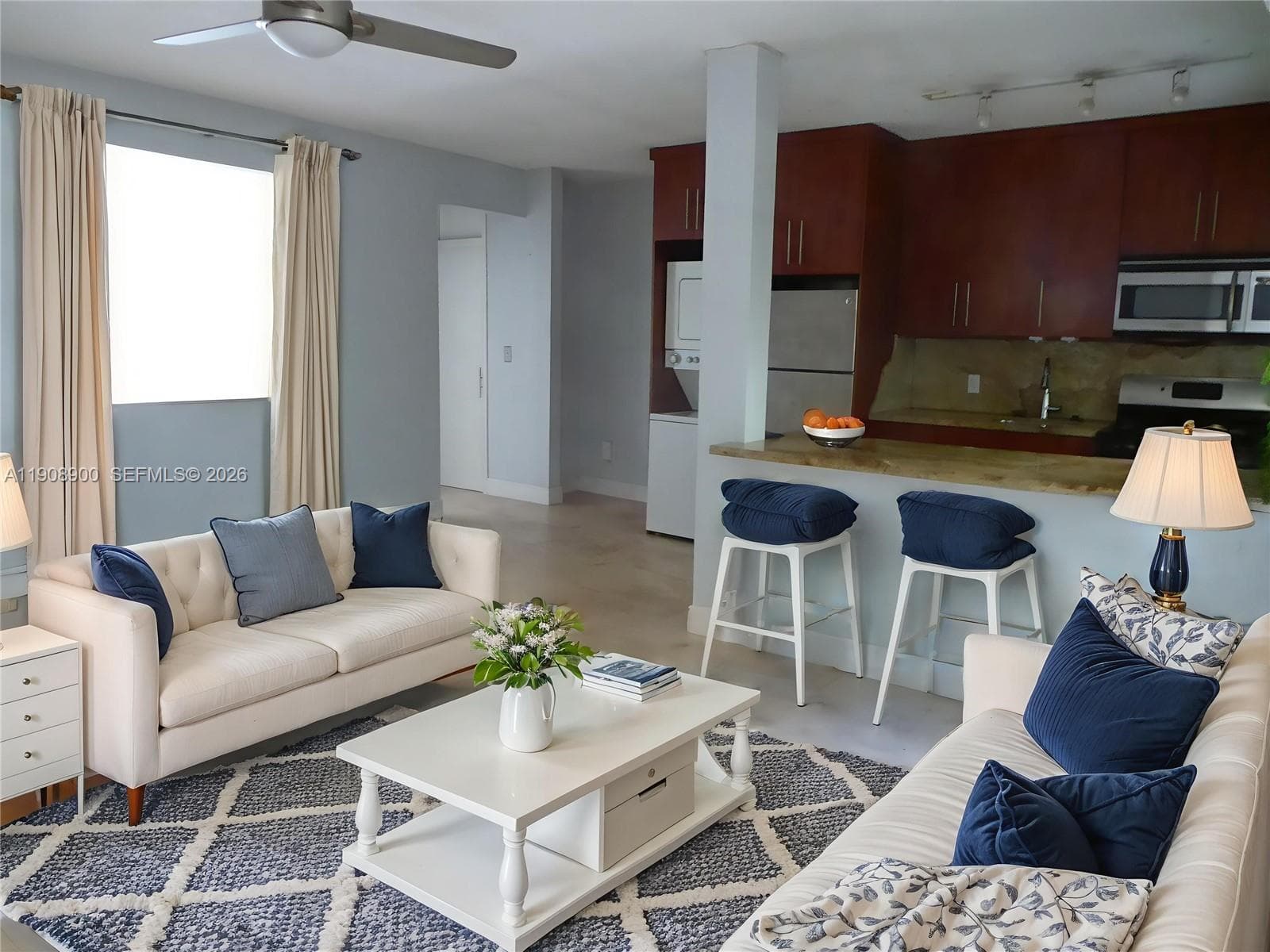 A11908900 — Miami Beach — 4