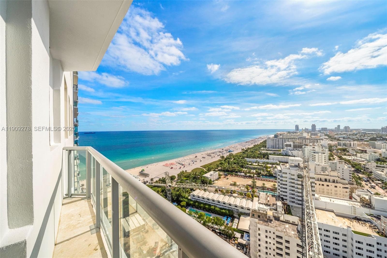 A11909278 — Miami Beach — 10