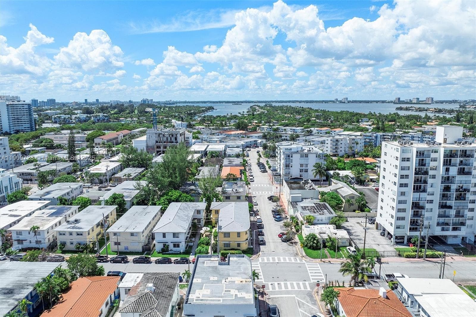 A11909726 — Miami Beach — 43