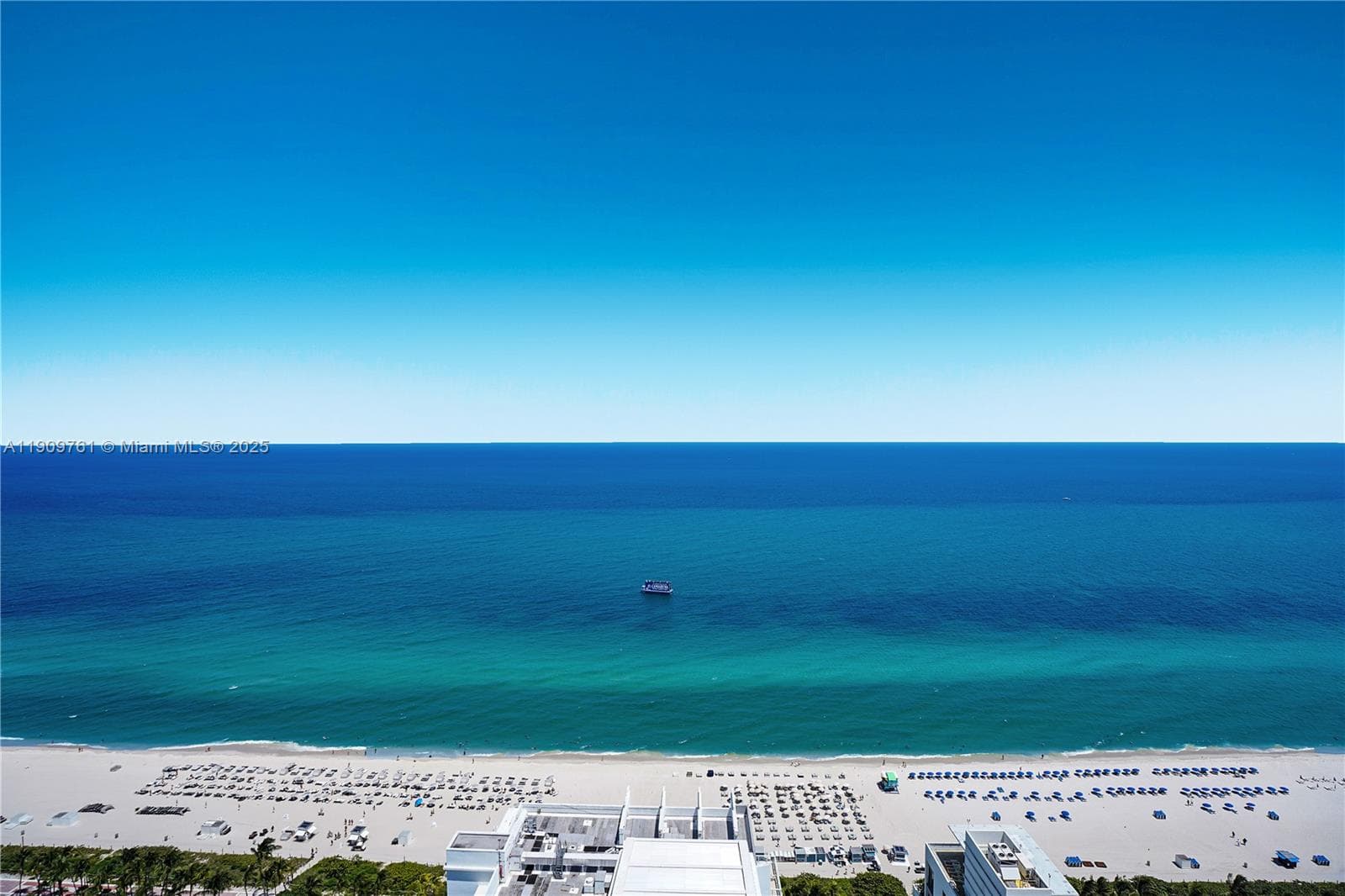 A11909761 — Miami Beach — 34