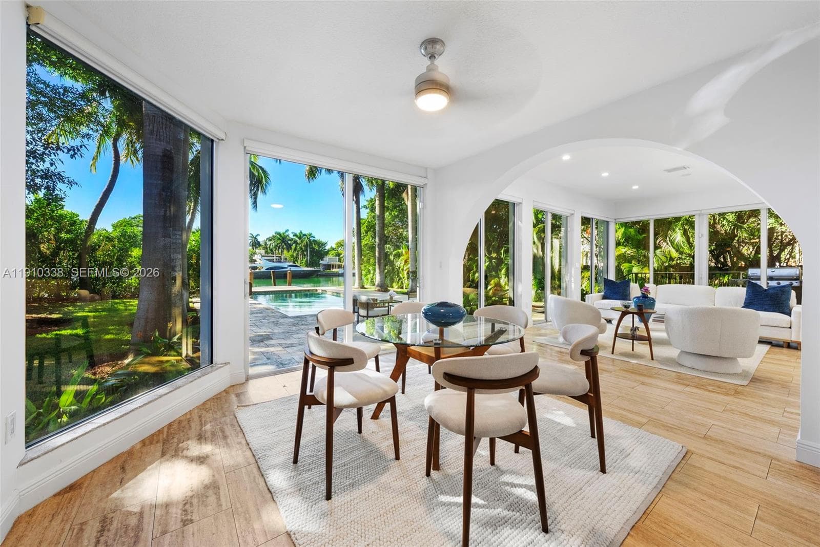 A11910338 — Miami Beach — 12