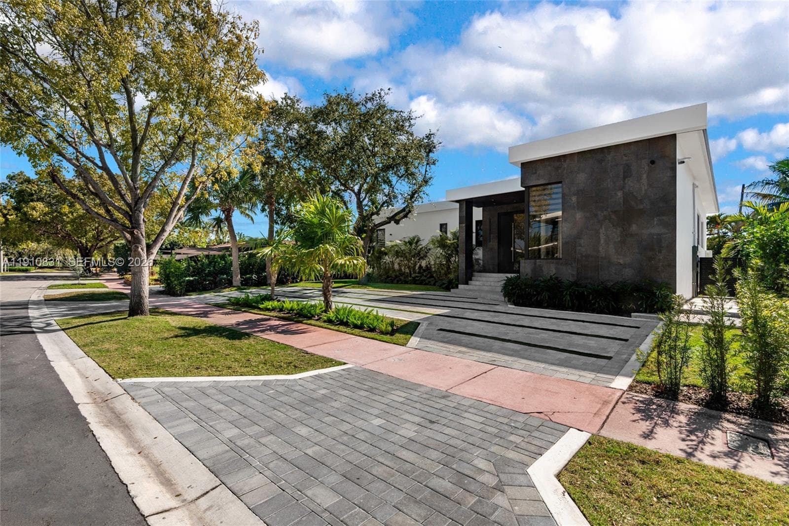 A11910831 — Miami Beach — 5