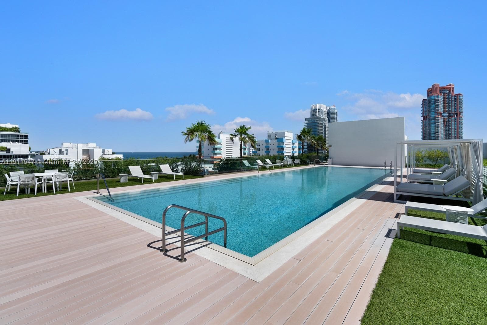 A11911547 — Miami Beach — 46