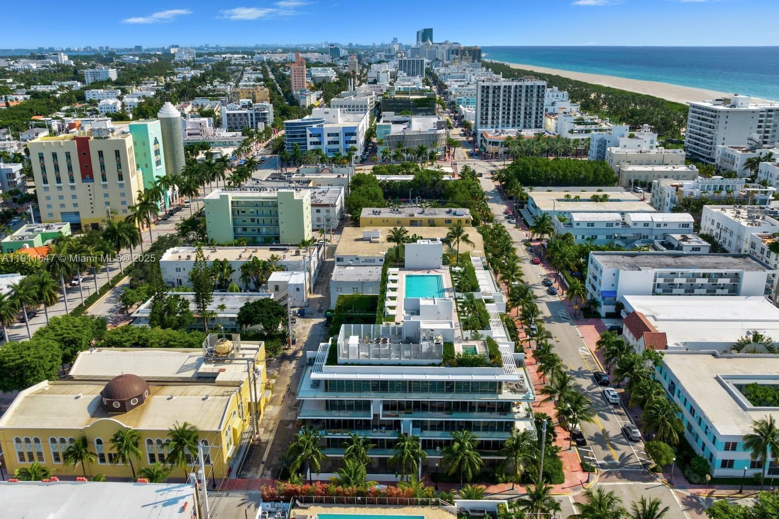 A11911547 — Miami Beach — 51