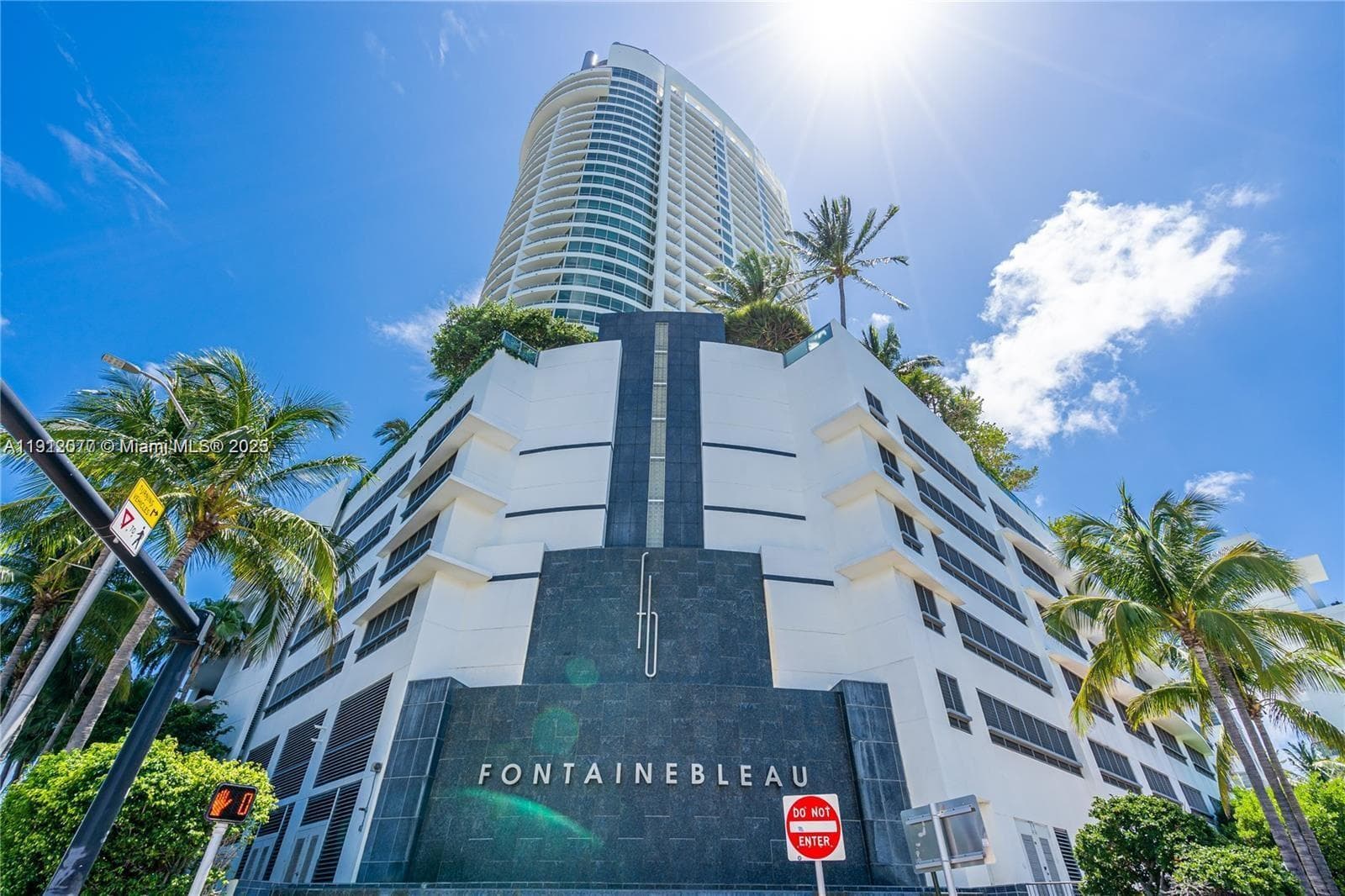 A11912077 — Miami Beach — 11