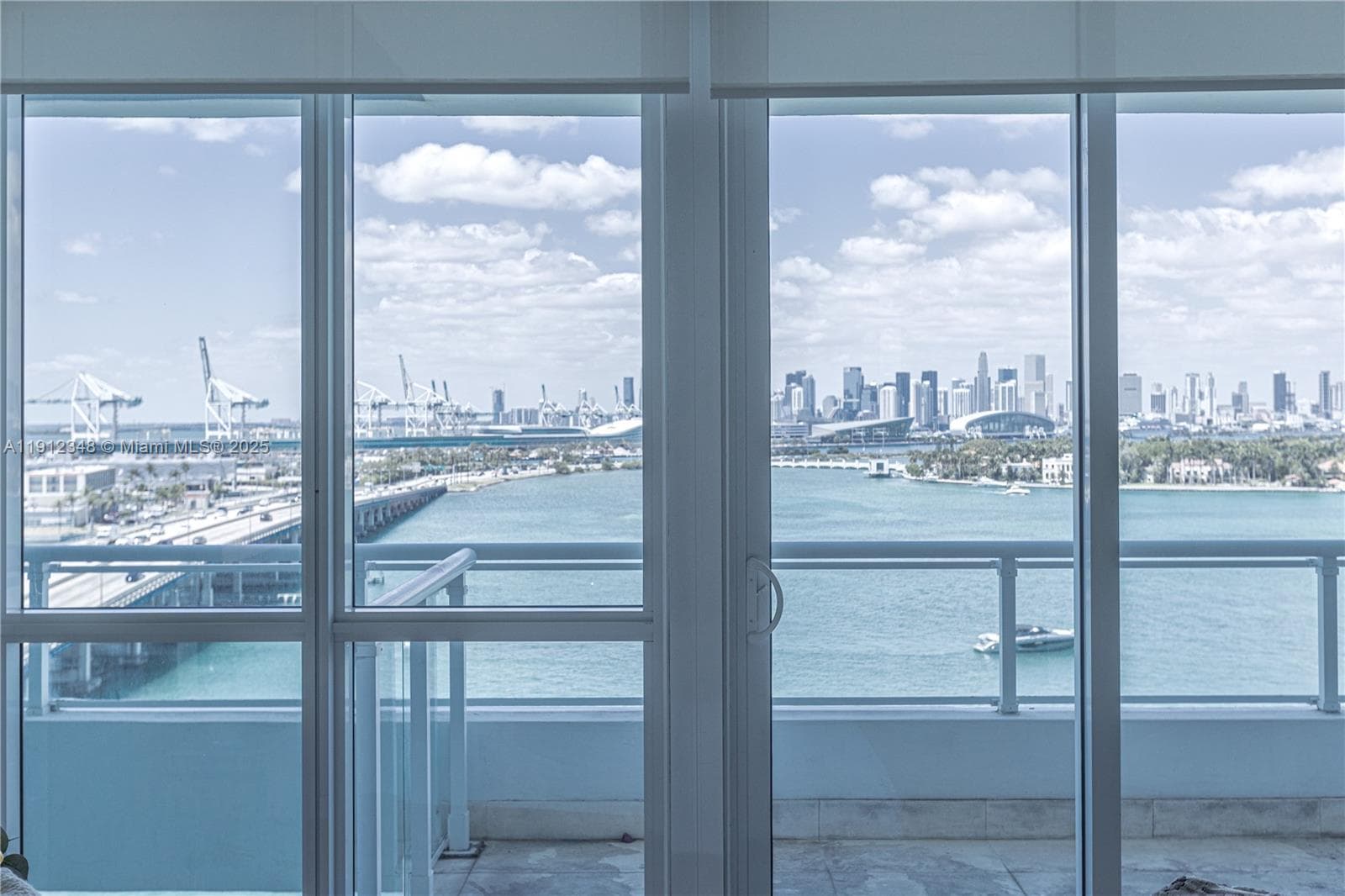 A11912348 — Miami Beach — 24