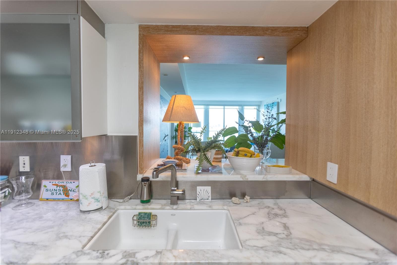 A11912348 — Miami Beach — 58