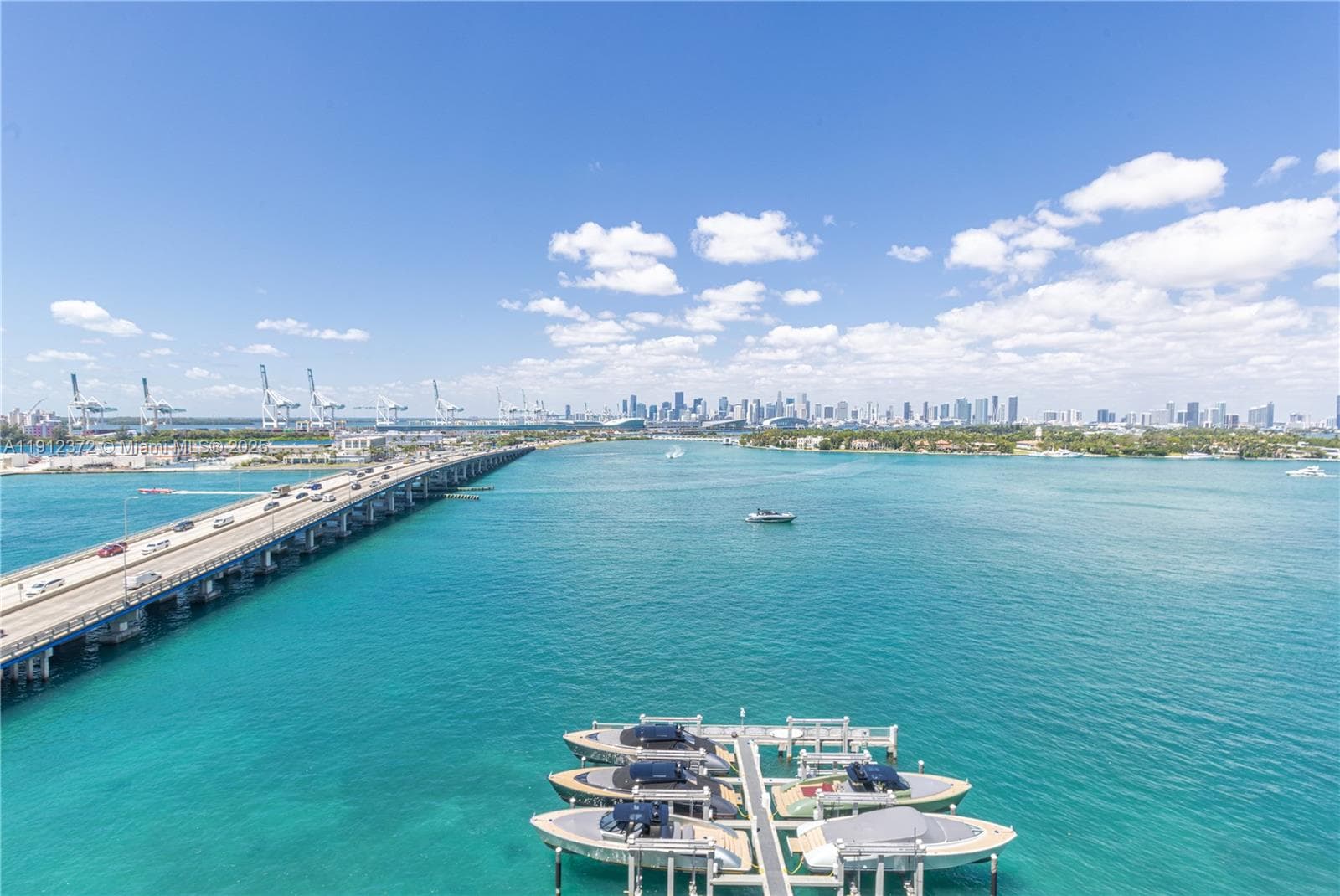 A11912372 — Miami Beach — 10