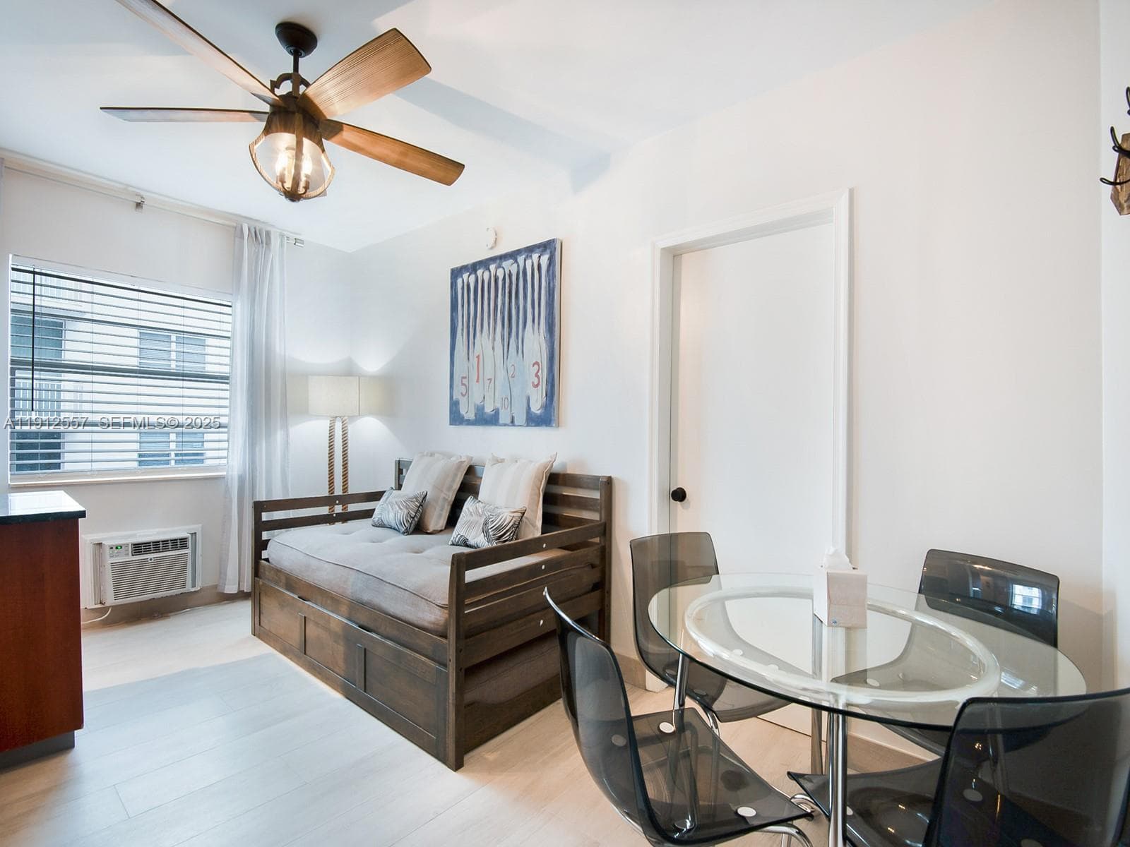 A11912557 — Miami Beach — 6