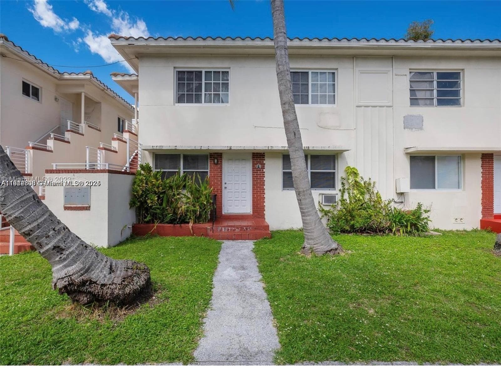 A11912808 — Miami Beach — 4