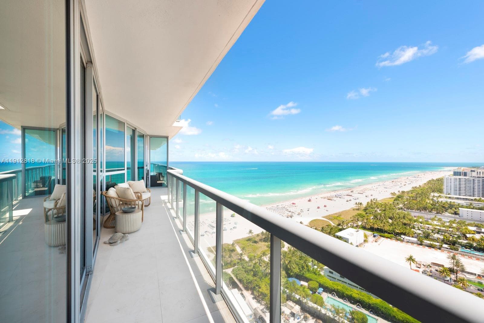A11912818 — Miami Beach — 7