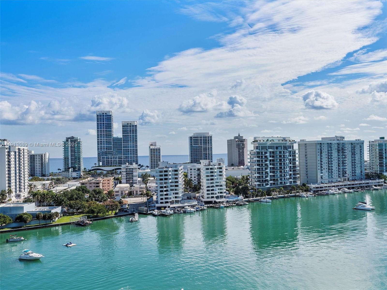 A11913089 — Miami Beach — 38